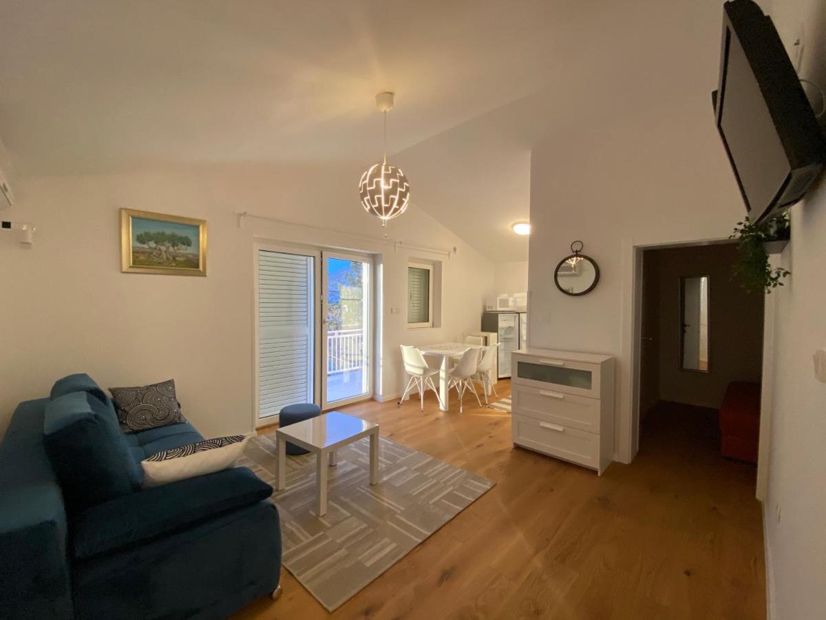 Resort Haus Toma Цезарица Екстериор снимка