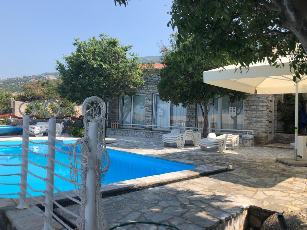 Resort Haus Toma Цезарица Екстериор снимка